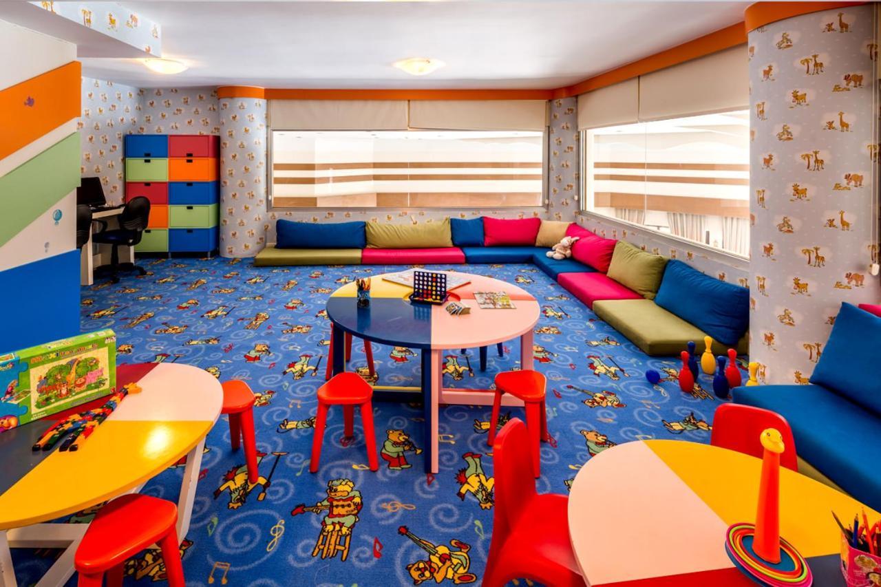 Vuni Palace Luxury Resort & Beach & Casino 凯里尼亚 外观 照片